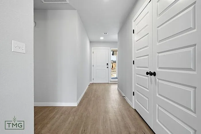 2 bed, 2.0 bath, 1253 sqft, $2,199 — Photo 4