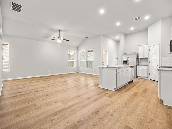 5th image of 445 Cross Barn Blvd Unit A