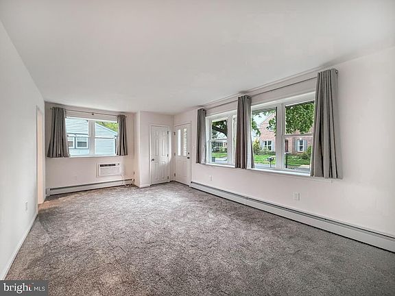 5th image of 348 Northwood Ave