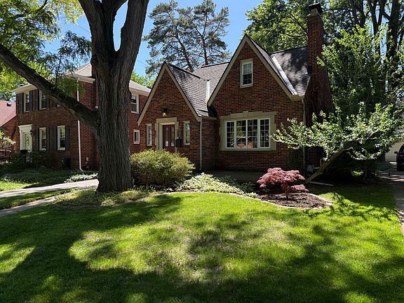 4th image of 907 Marywood Dr