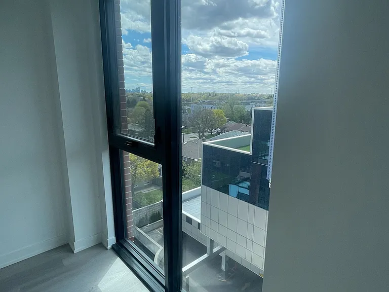 699 Sheppard Ave E #807 — Photo 7