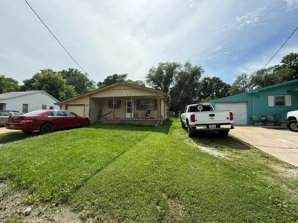 2457 N Prospect Avenue, Springfield, MO 65803