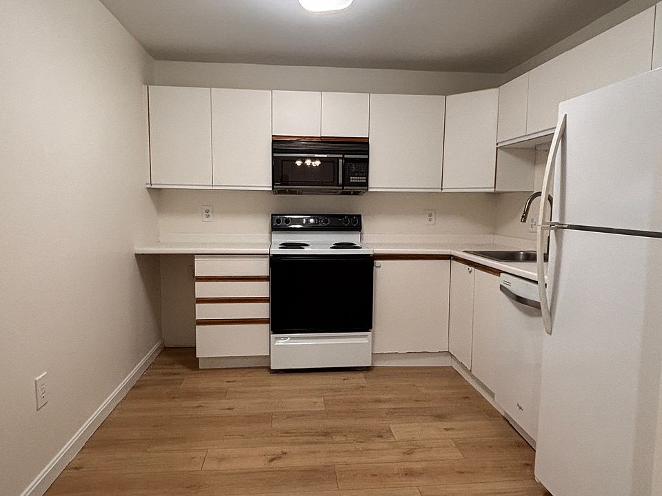 1st image of 3920 Mystic Valley Pkwy APT 914