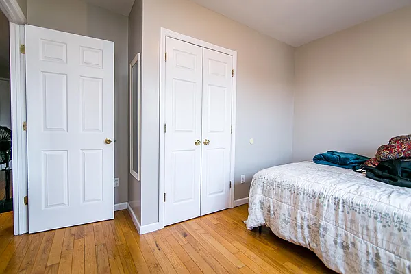 Rented by Nooklyn NYC LLC | media 20