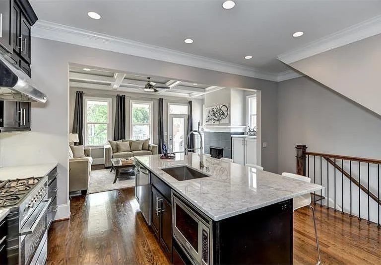 342 Brownstones Cir NE — Photo 4