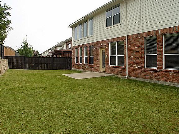 2nd image of 8900 Tanglewood Dr