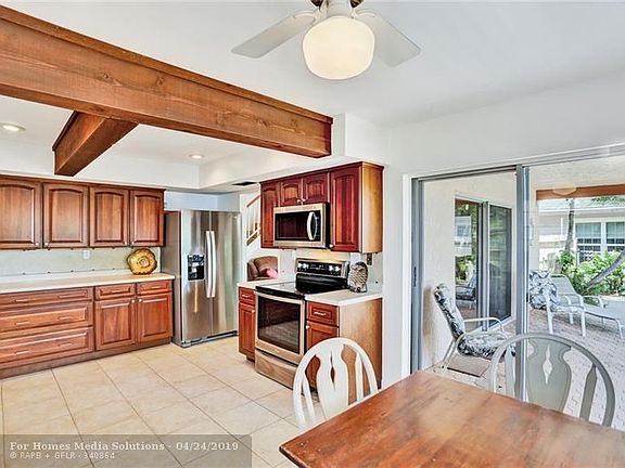 5th image of 4668 NW 99th Ave