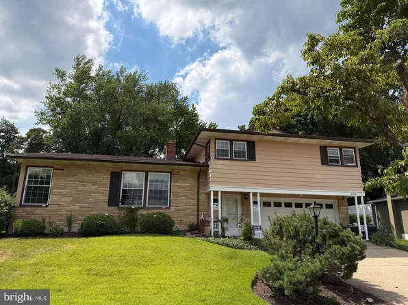 2212 Nassau Dr, Wilmington, DE 19810