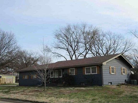 3rd image of 1232 Money St