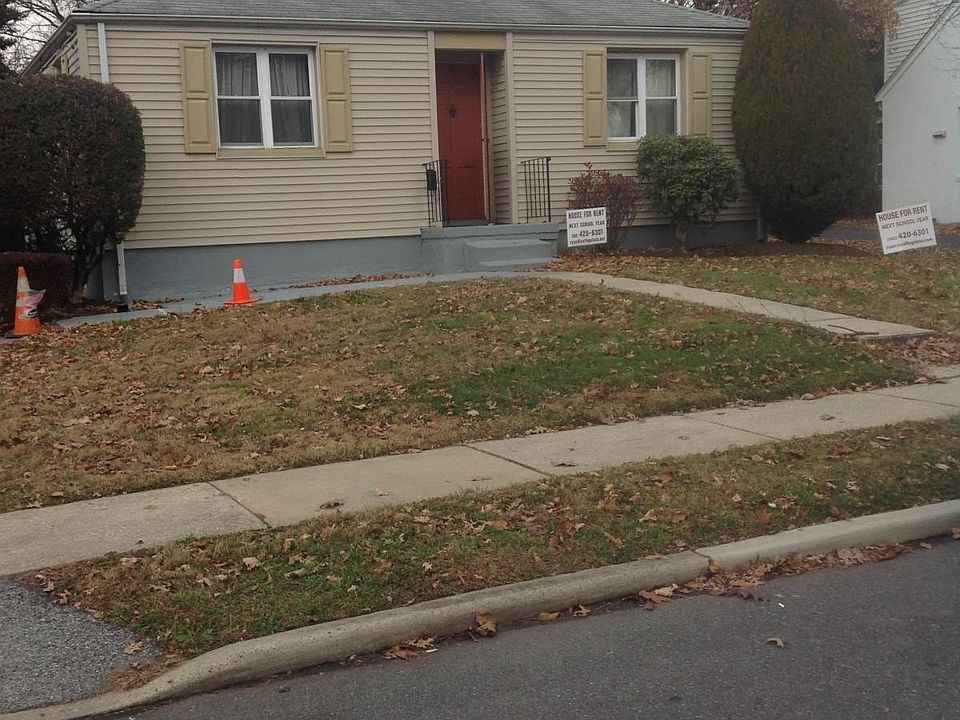 2nd image of 120 Tyre Ave