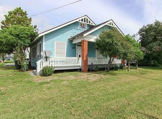 3928 Avenue S, Galveston, TX 77550
