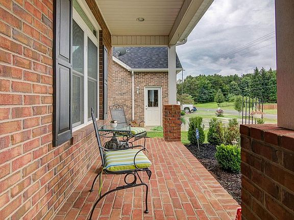 4th image of 4662 Alleghany Dr