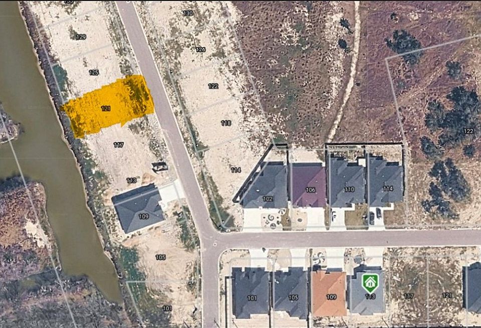 1st image of 121 Heritage Park Dr