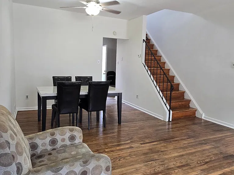 1351 Christian St — Photo 29