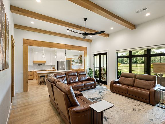 4th image of 15170 Farm Road 79