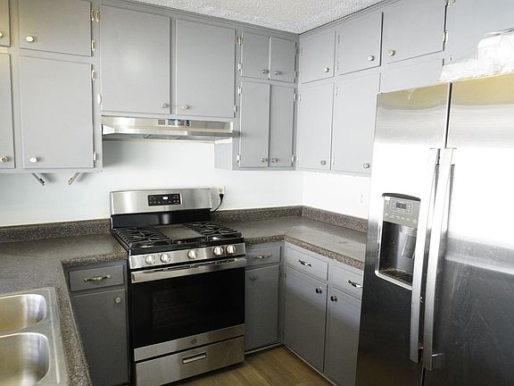 2nd image of 6625 Escondido Dr