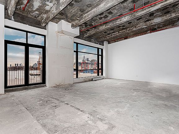 2nd image of 160 Imlay St APT 6E1