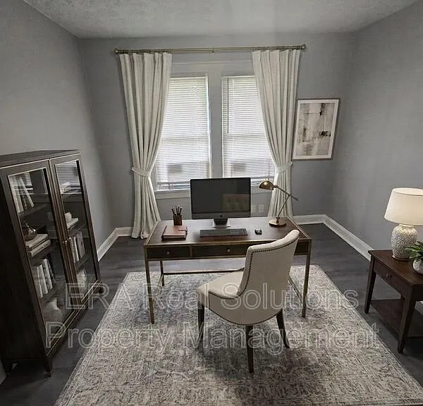 693 N Dawson Ave — Photo 3