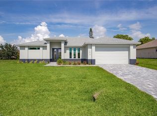 1013 SW 11th Ct, Cape Coral, FL 33991