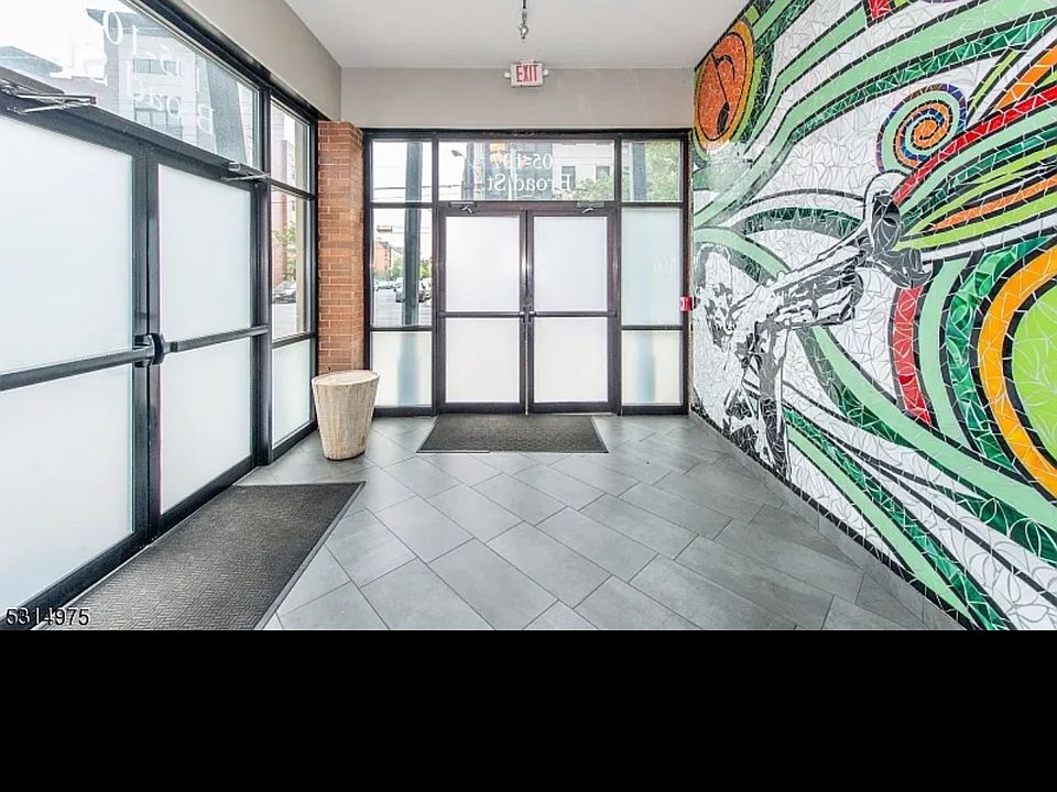 1st image of 105-107 Broad St