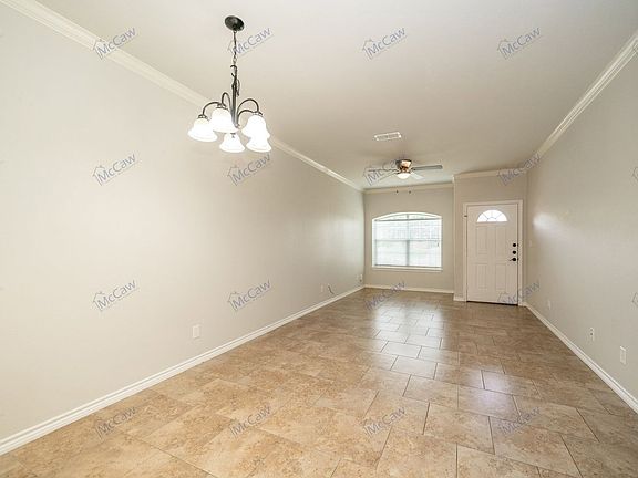 3rd image of 1612 Stanley Dr Unit 100