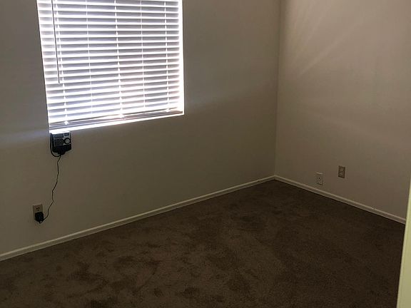 5th image of 1795 Parkside Dr