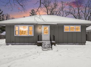 607 Central Bay Ave, Holland, MI 49423