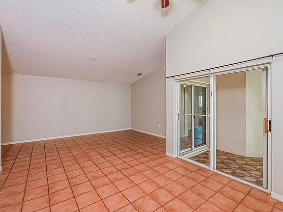 4th image of 3370 NW 78th Ave