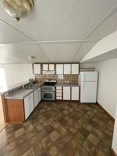 575 N Bellwood Rd Photo 1