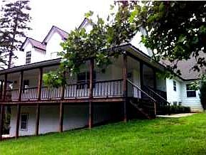 2nd image of 220 Fountain Oaks Dr