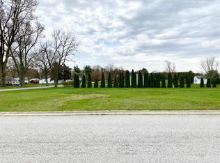 401 17th St, Winamac, IN 46996