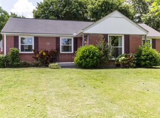 2224 Ridgecrest Dr, Nashville, TN 37216