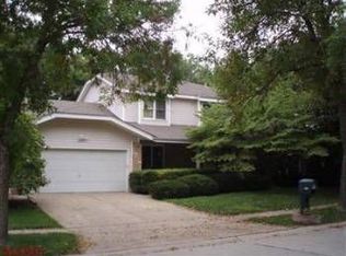 15493 Clover Ridge Dr, Chesterfield, MO 63017