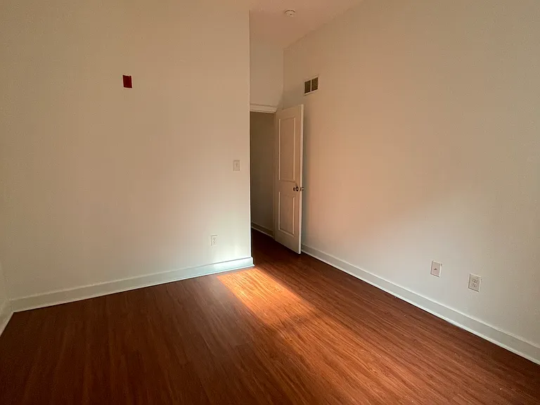 6026 Market St #1 — Photo 14