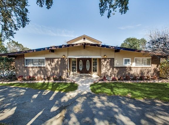 2nd image of 7139 Oakridge Dr