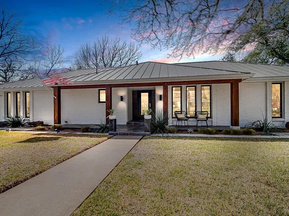 107 Glenwood Dr, Fredericksburg, TX 78624