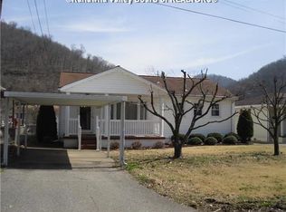 44 Cloverleaf Cir, Charleston, WV 25306