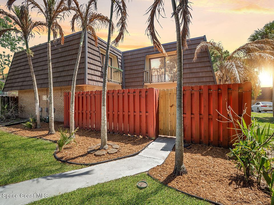 1st image of 1812 Vista Oaks Cir NE