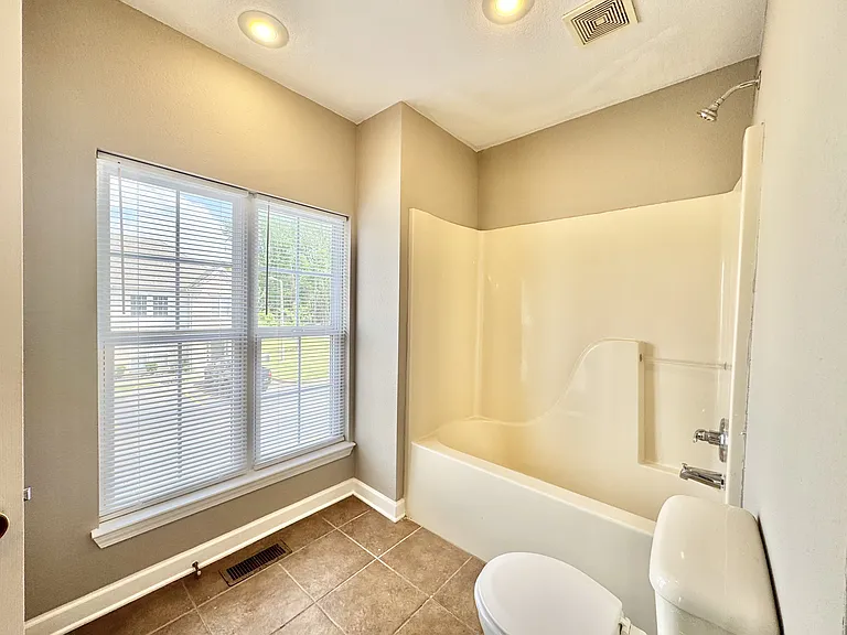 934 E Craighead Forest Rd #B — Photo 27