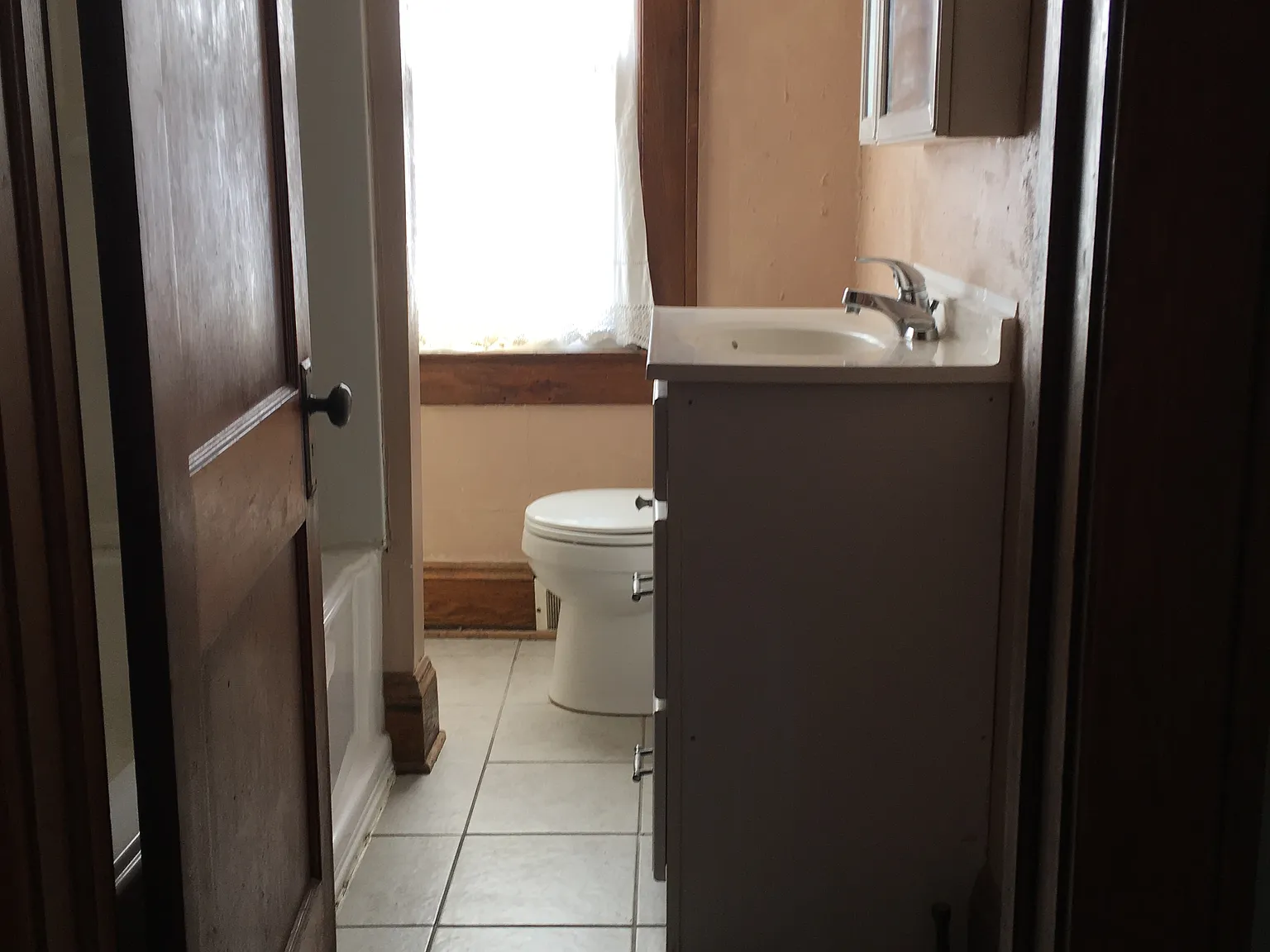 166 Washington Ave — Photo 4