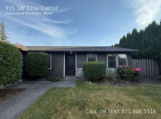 915 SW 27th Cir, Troutdale, OR 97060