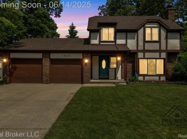1932 Pageant Way, Holt, MI 48842