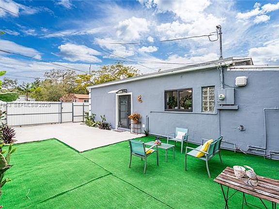 2nd image of 519 NW 52nd St #519