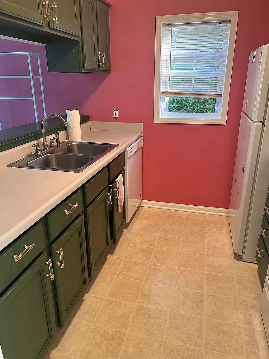2 bed, 978 sqft, $1,400 — Photo 2
