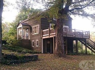900 Blue Mountain Rd, Saugerties, NY 12477