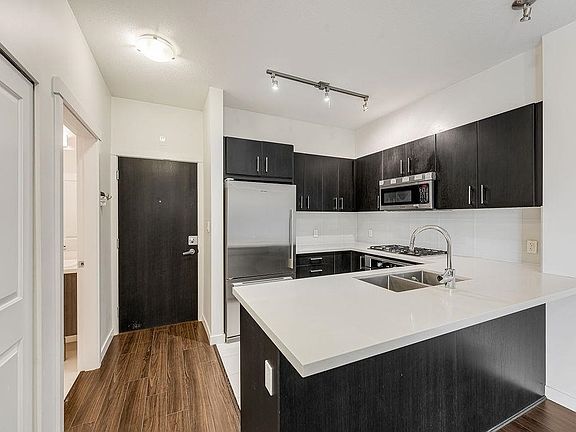 2nd image of 3133 Riverwalk Ave #422