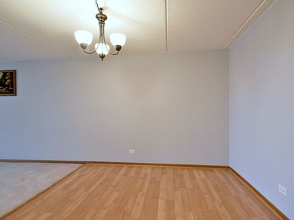 5th image of 7100 W Cullom Ave Unit 116