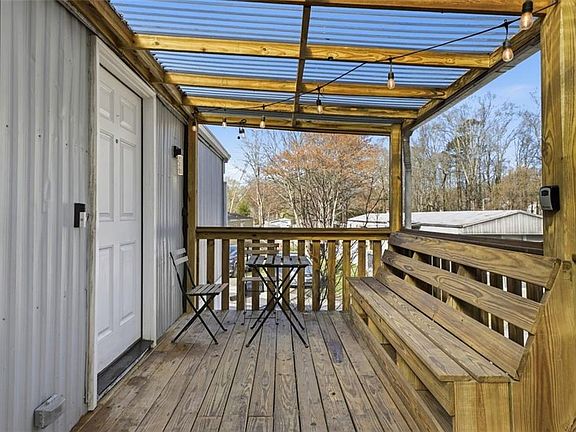 5th image of 5973 Lights Ferry Rd