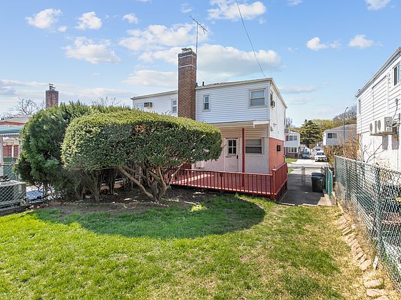 4th image of 67-27 211th St #1
