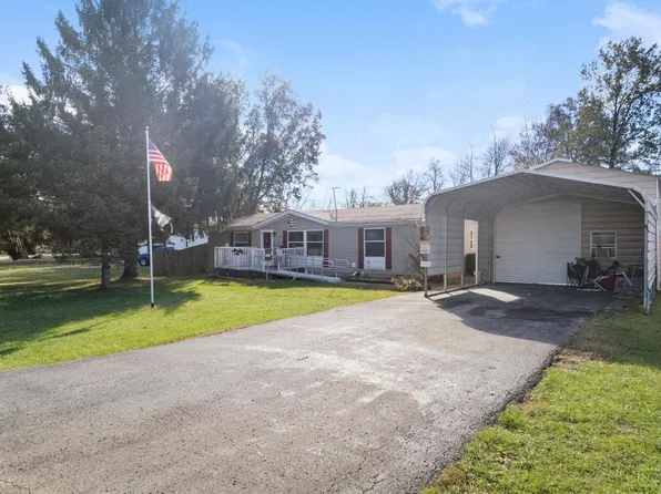 13 Virginia Dr, Georgetown, OH 45121